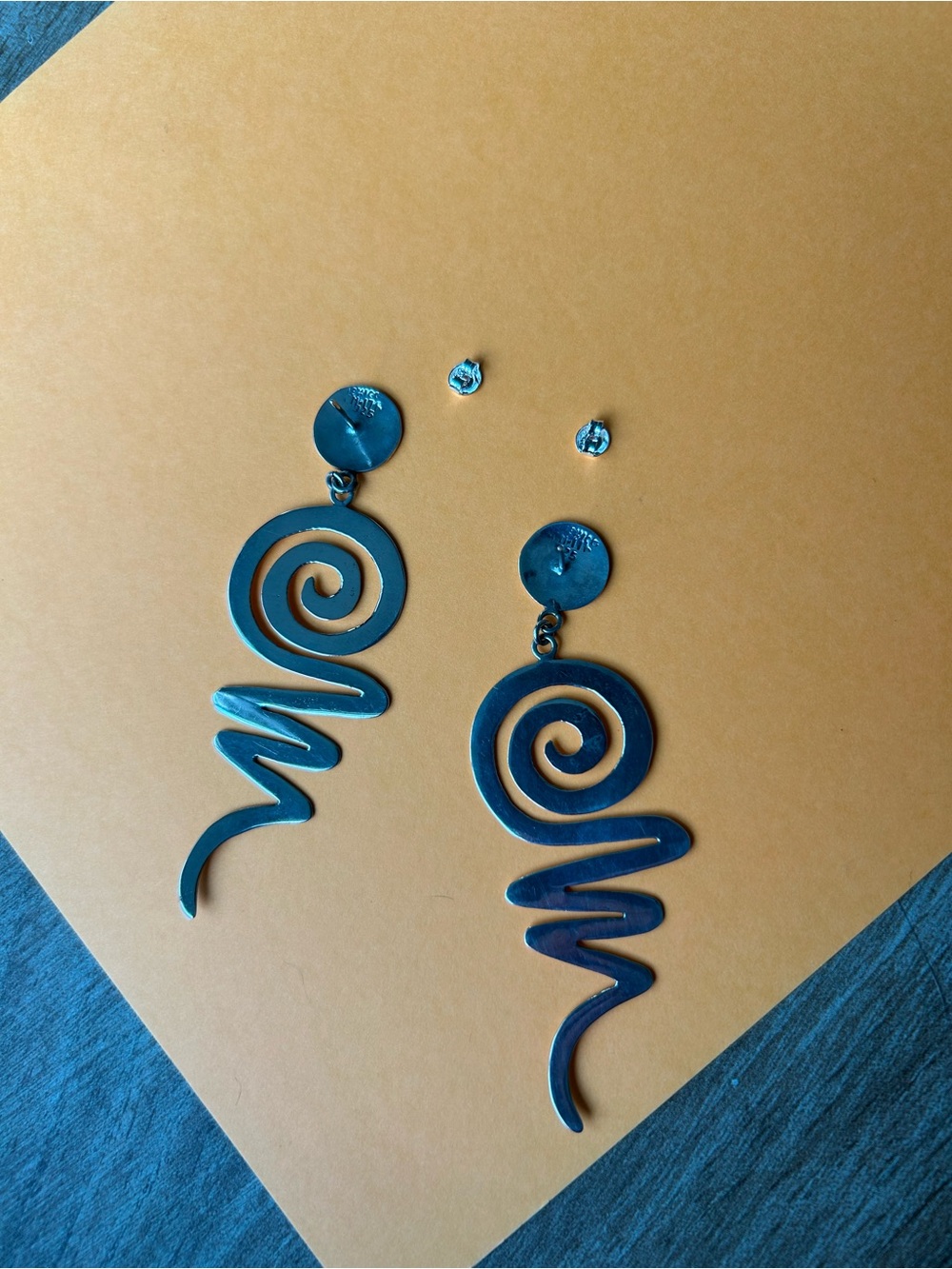 XL Spiral Squiggle Dangle Sterling Silver Statement Earrings - Vintage 1970s - Picture 6 of 9